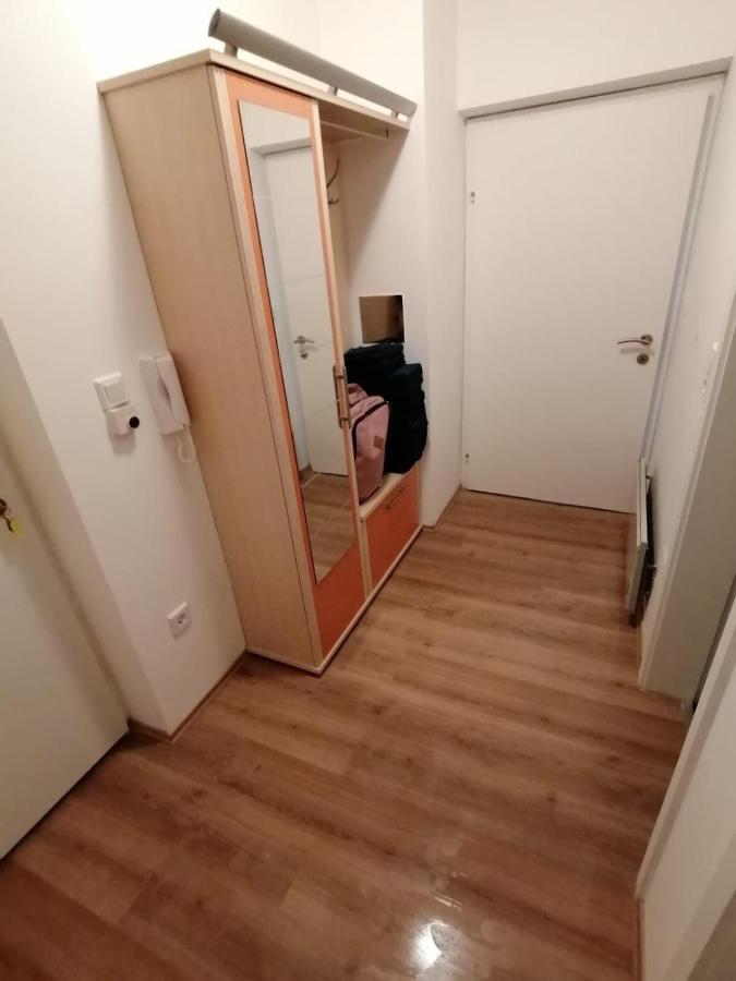 Leobner Wohnung In Zentraler Lage ลีโอเบน ภายนอก รูปภาพ